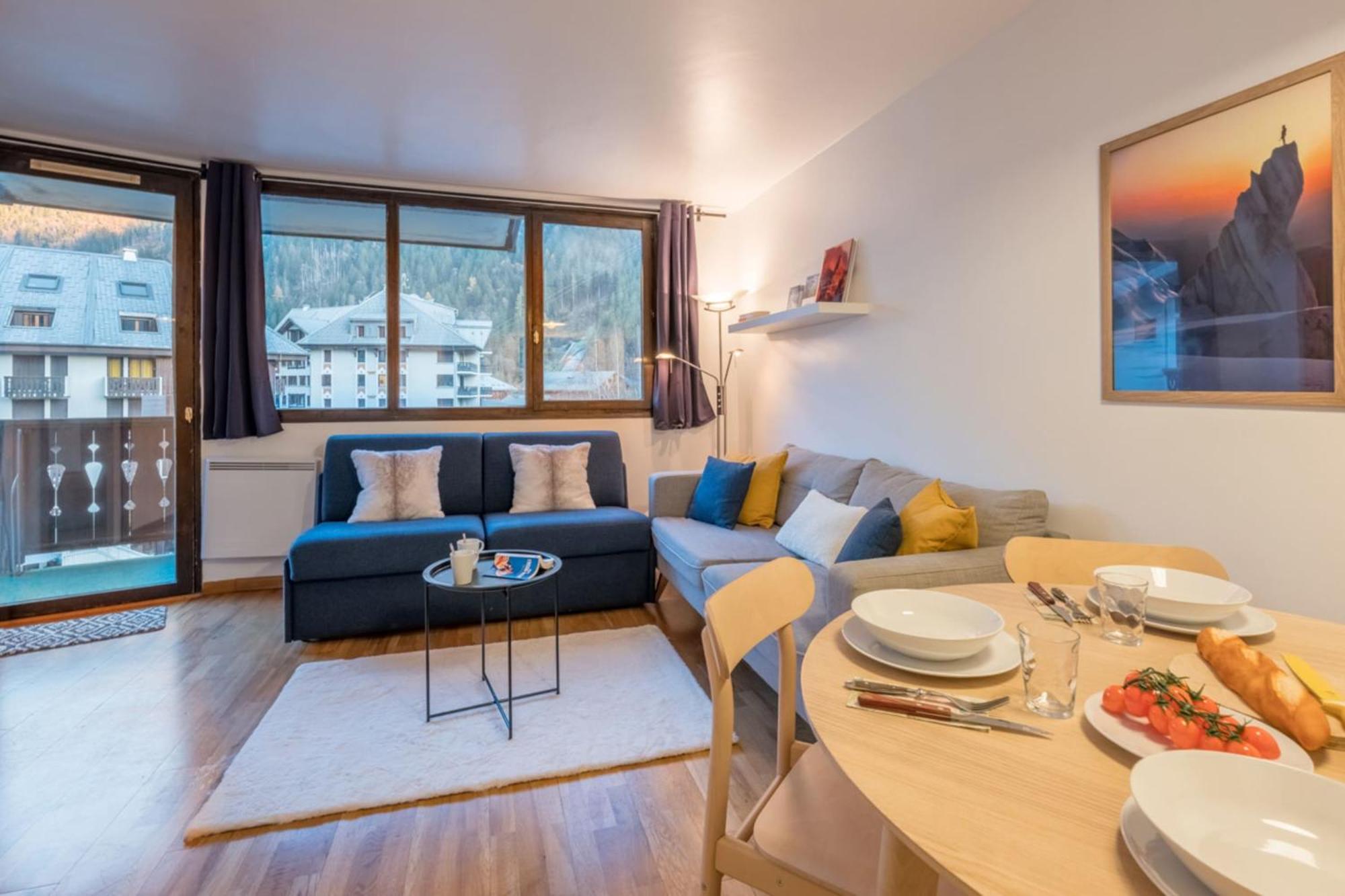 32m With Balcony View On The Mountain Apartment *